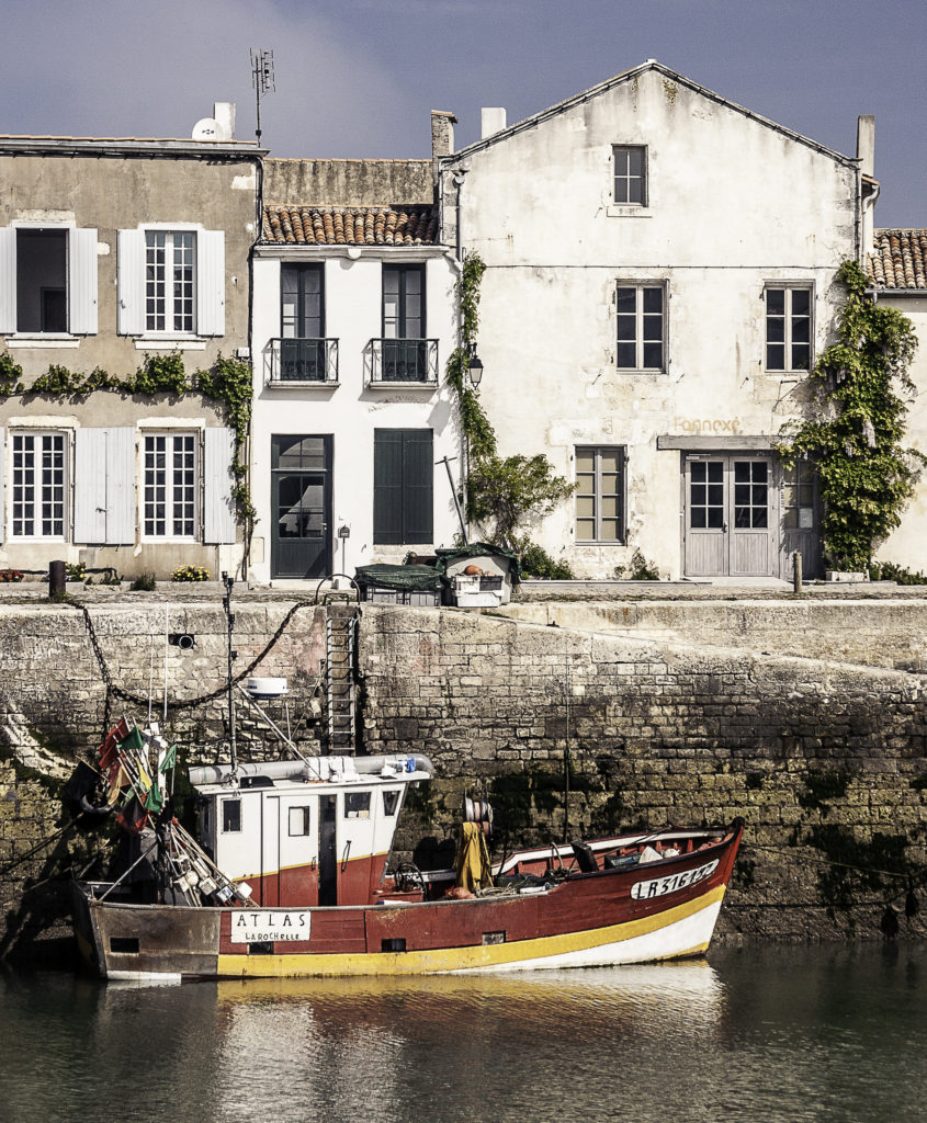 Port la Flotte en Ré avec un bateau